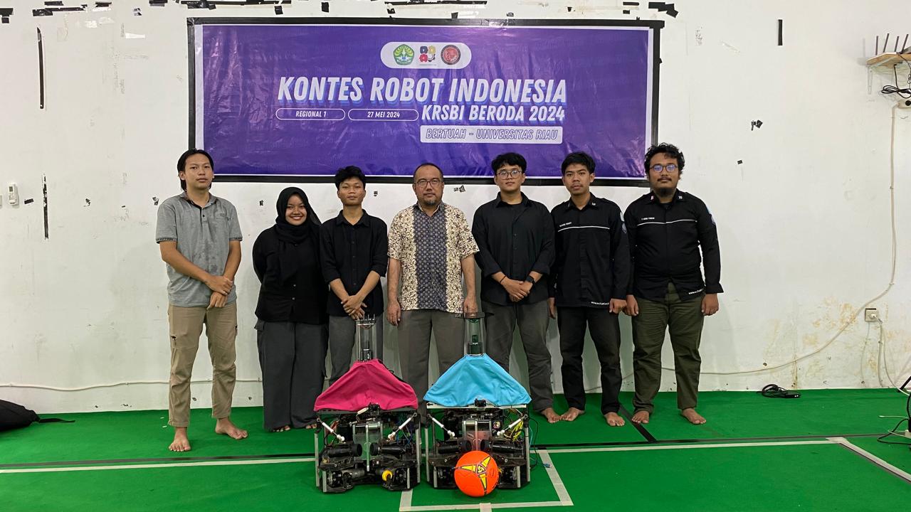 Anggota Klub Robotik Unri, kerap disapa ERC.