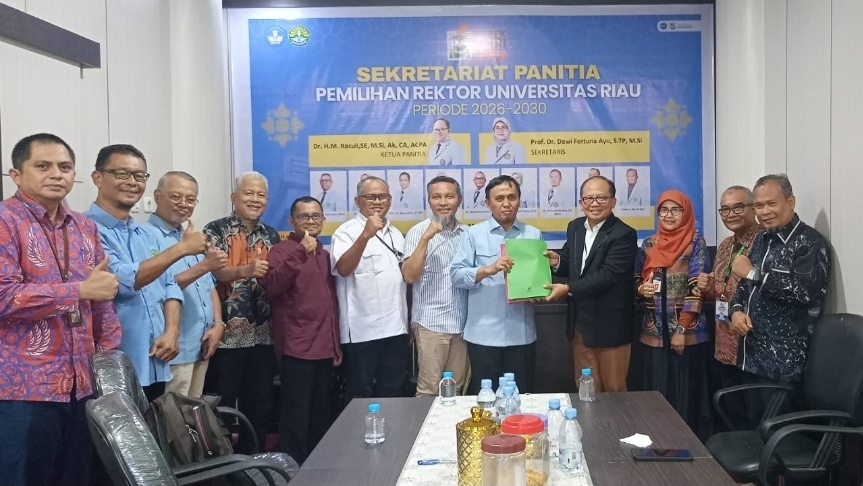 Ahmad Fadli Daftar Pilrek Unri, Bawa Visi Kampus Berdampak/Dok. Riautribune.com